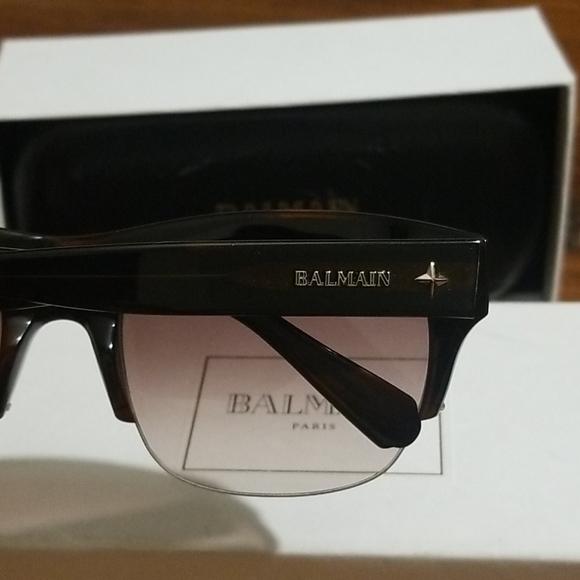 Balmain Unisex Stars Sunglasses in Tortoise brown - Picture 7 of 10